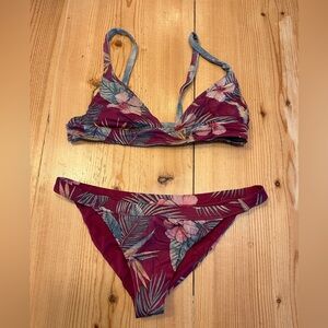 Billabong bathing suit